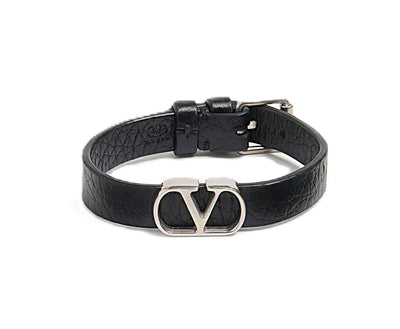 Valentino Garavani bracelet en cuir à détail VLogo